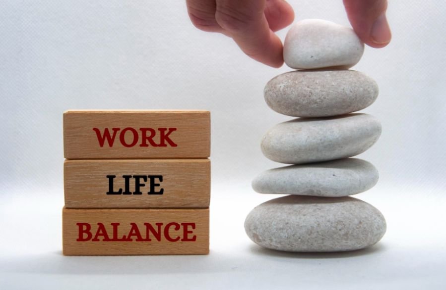 Balancing Career Goals and Personal Wellbeing Secrets