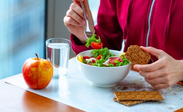 Prepare a Balanced, Practical Meal